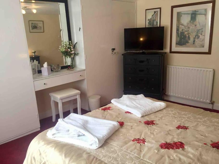 Church View Holiday Let - Central Rye - Sleeps 6 ภายนอก รูปภาพ